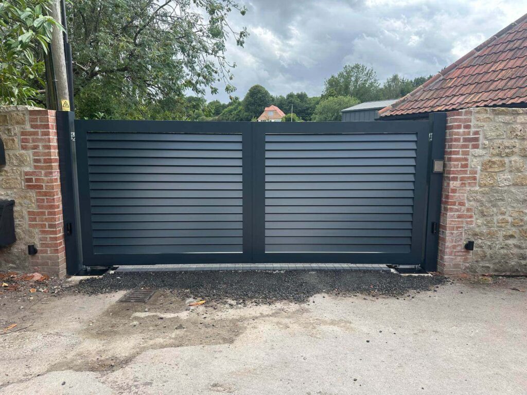 Electric Gate Installation in Tarzana California