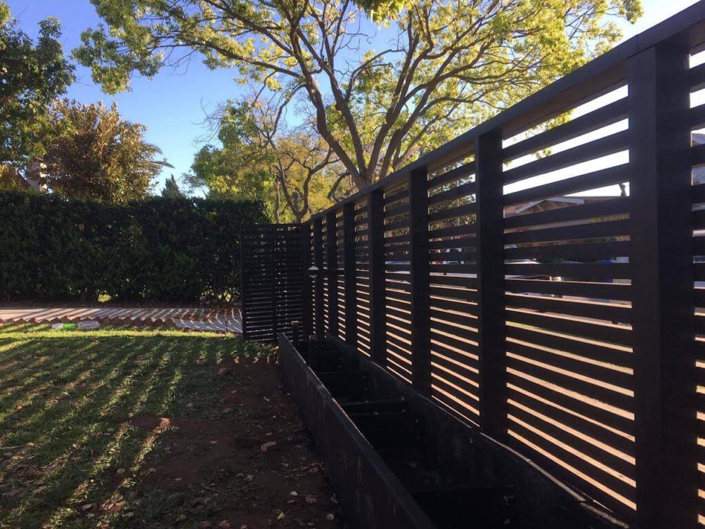 Fence Installation Service in Tarzana California